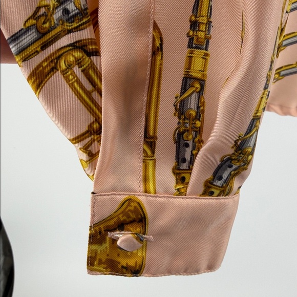 Vtg Louis Feraud Cream Gold Musical Pattern Button Up 100% Silk Blouse Women 10 - Picture 6 of 13